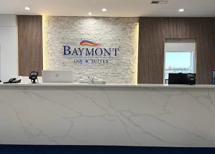 Econo Lodge Inn & Suites Newton