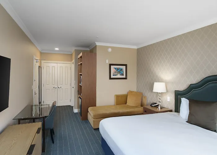 Majestic Inn And Spa