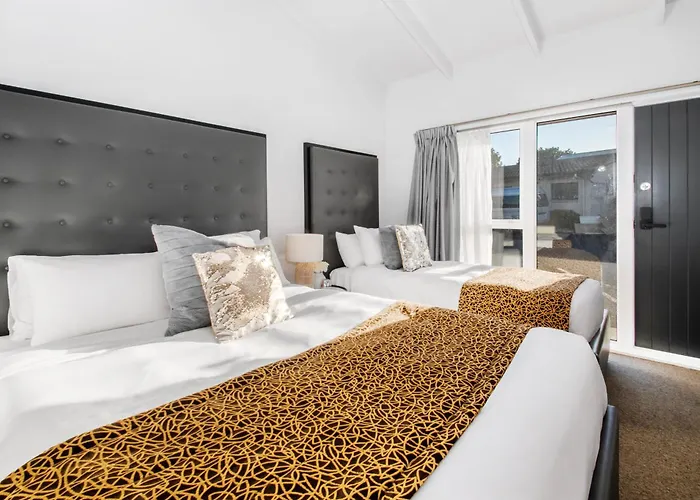Middlemore Motel