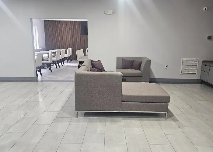 Wingate By Wyndham Youngstown - Austintown
