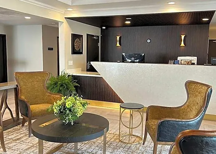 Brady Hotel