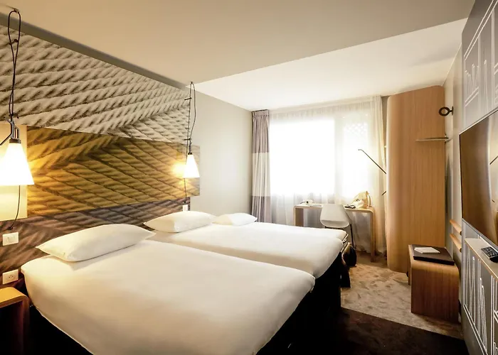 Hotel ibis Lyon Carre De Soie à Vaulx-en-Velin