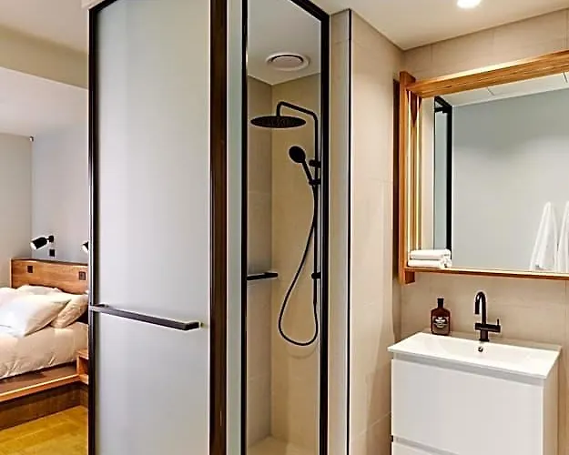 Central Club Hotel - North Melbourne