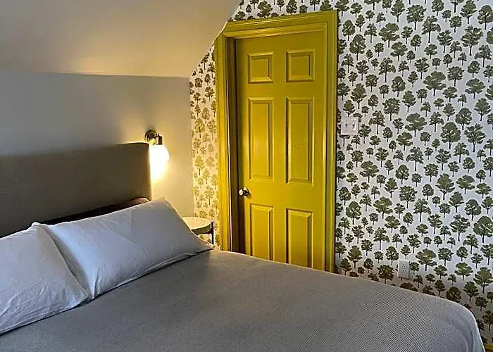 The Archie & Isidore Hotel