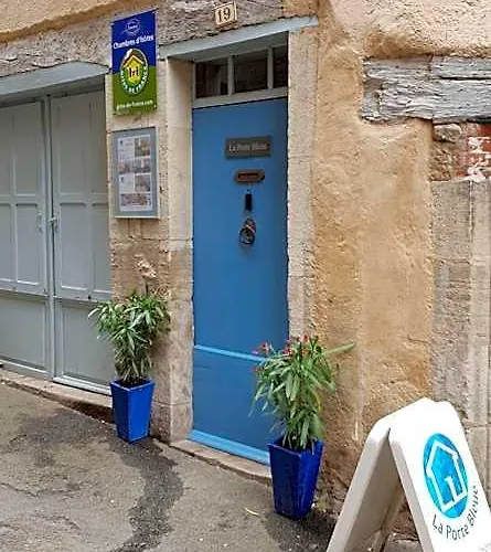 La Porte Bleue