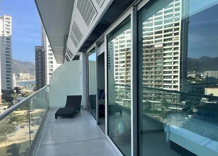 Peninsula Condominiums, Hotel Zone, Pv