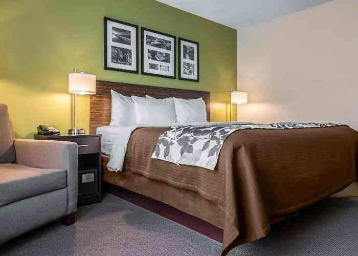 Sleep Inn & Suites Marshall - University Area