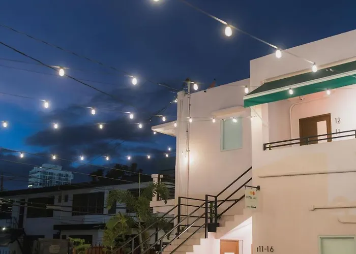 Room 11: Balcony Bliss In Creative Santurce