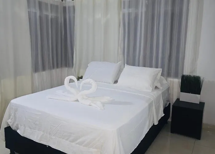 Hotel Montserrat Luxury