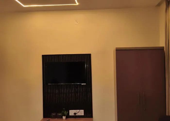Hotel Atithi Lodging Pune