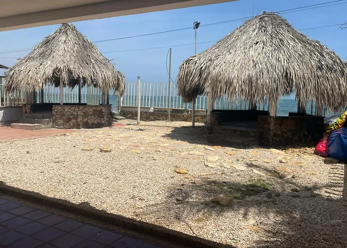 Habitaciones frente al mar , Paza Mary