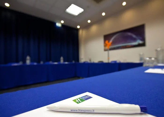 Holiday Inn Express By Ihg