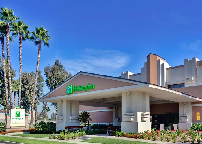 Holiday Inn & Suites Anaheim By Ihg