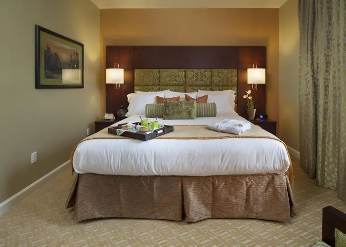 Holiday Inn Club Vacations Sunset Cove Resort