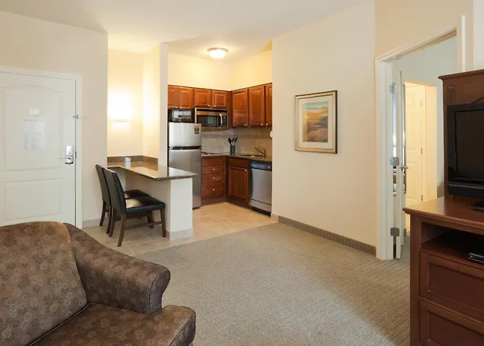 Staybridge Suites -Airport By Ihg