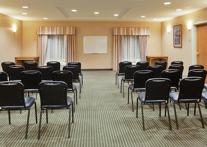 Holiday Inn Express Hotel & Suites Carson City By Ihg