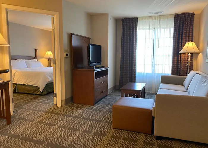 Staybridge Suites Milwaukee West- By Ihg