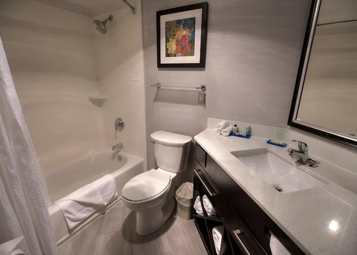 Holiday Inn Express Janesville-I-90 & Us Highway 14 By Ihg