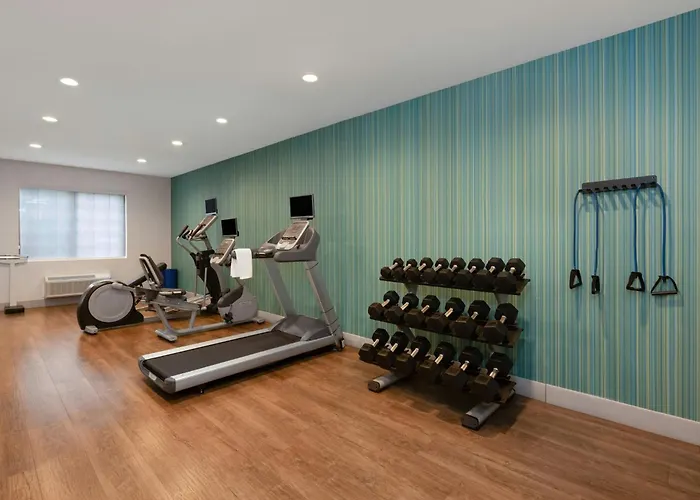 Holiday Inn Express & Suites Acworth - Kennesaw Northwest By Ihg