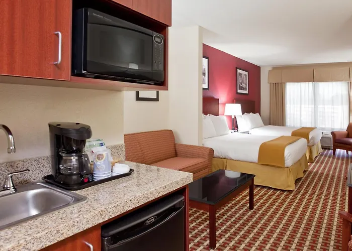 Holiday Inn Express & Suites Ohio State University- Osu Medical Center By Ihg