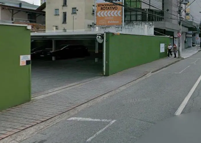 Hotéis baratos de Blumenau