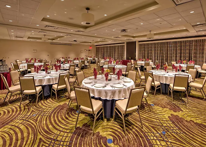 Holiday Inn & Suites Tupelo North By Ihg