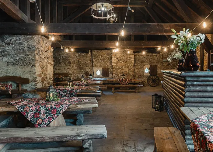 Zamek Czocha Aparthotel Leśna
