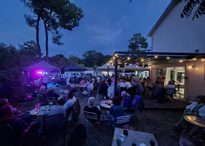 Hôtel Bar La Pinède