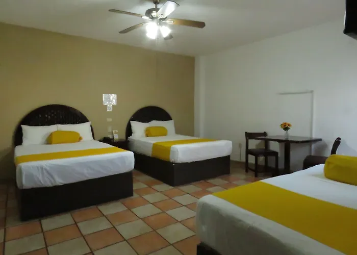 Hotel Los Girasoles Tepic