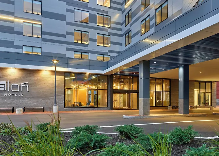 Aloft Downtown Waterfront Me