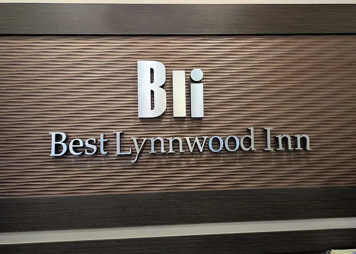 Best Lynnwood Inn
