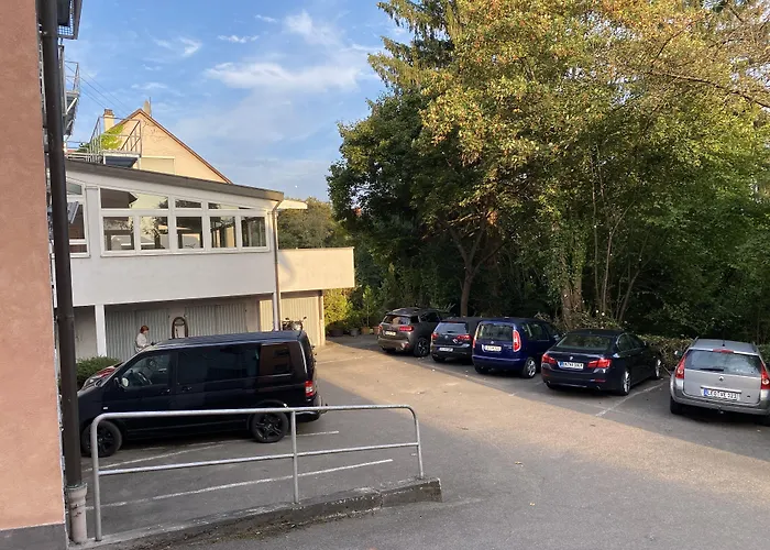 Hotel Bitzer Backnang Zentrum 24h Check In gratis Parkplätze