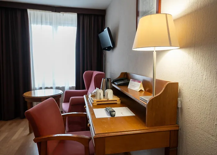 Hotel Abat Cisneros Monserrat