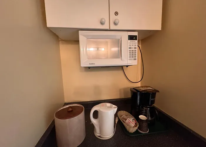 Island Travel Inn