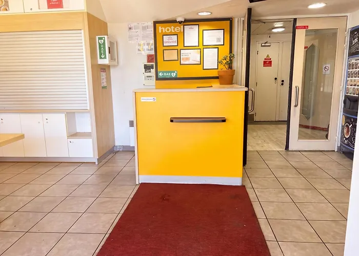 Unisotel Colmar Ex Hôtel F1