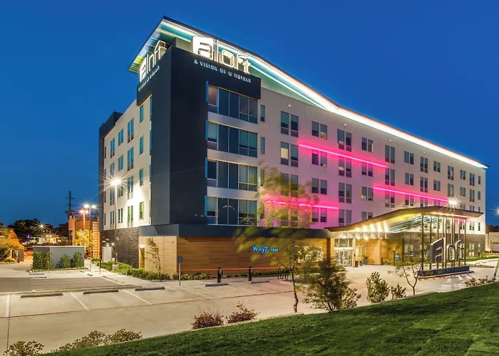 Aloft Dallas Arlington Entertainment District