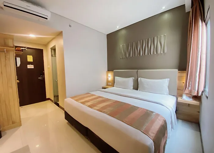 Verse Lite Hotel Gajah Mada