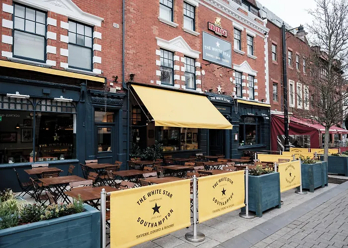 The White Star Tavern