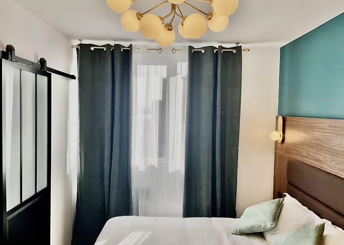 The Originals Boutique, Hôtel Le Marignan,Le Havre Centre Gare