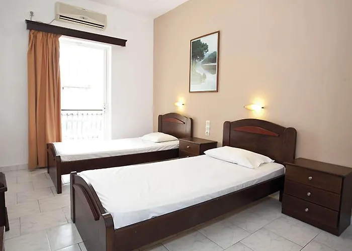 Perkes Hotel Complex (Adults Only)