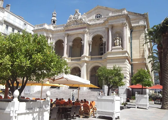 Holiday Inn Express Toulon - Est By Ihg