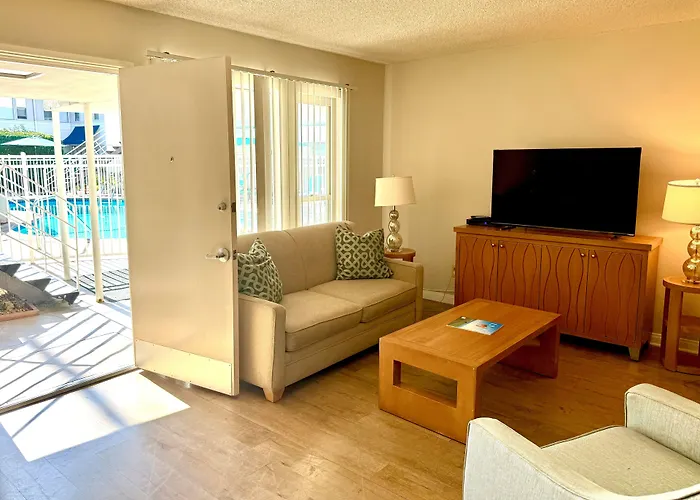 La Jolla Riviera