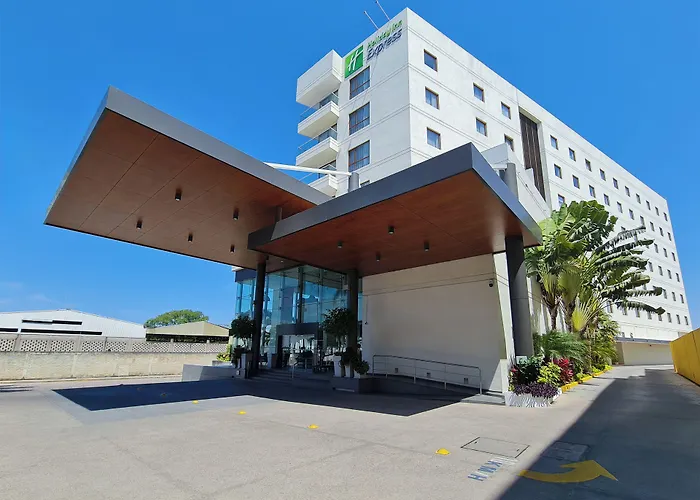 Holiday Inn Express Puerto Vallarta, an IHG Hotel