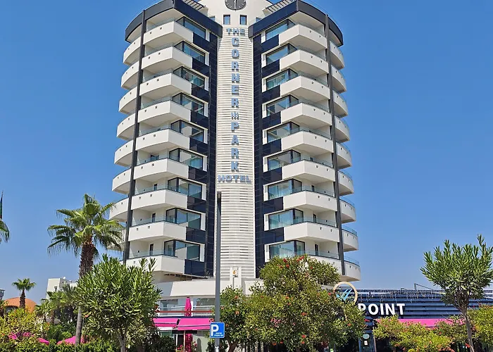 The Corner Park Hotel