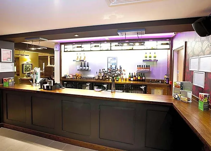 Premier Inn Inverness Centre - River Ness