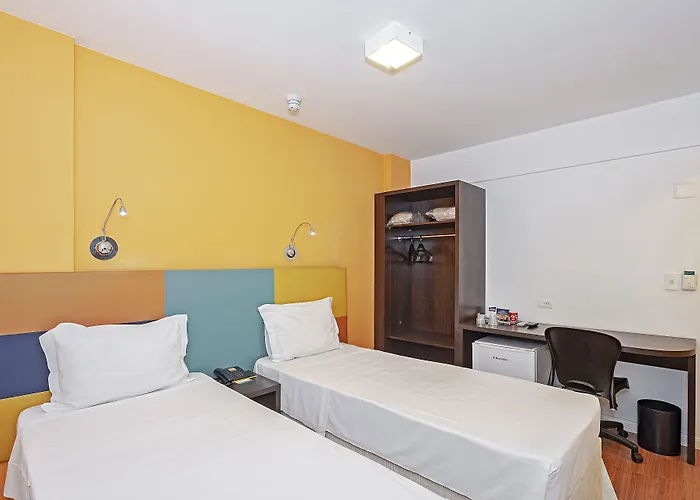 Camboriu Express By Pires - Balneario Camboriu
