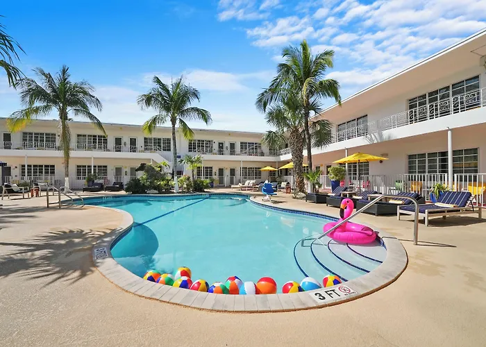 Tradewinds Apartment Miami Beach