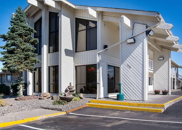 Motel 6-, Or