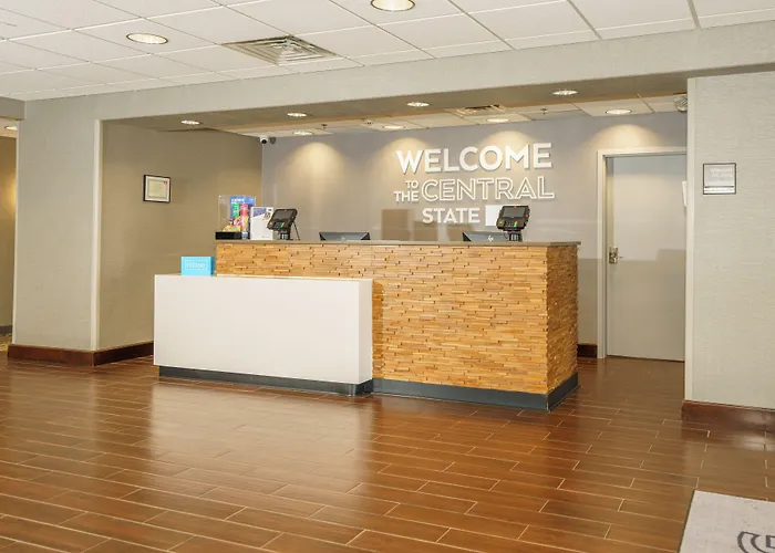 Hampton Inn Garden City