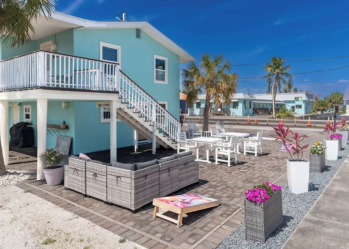 Flamingo Inn
